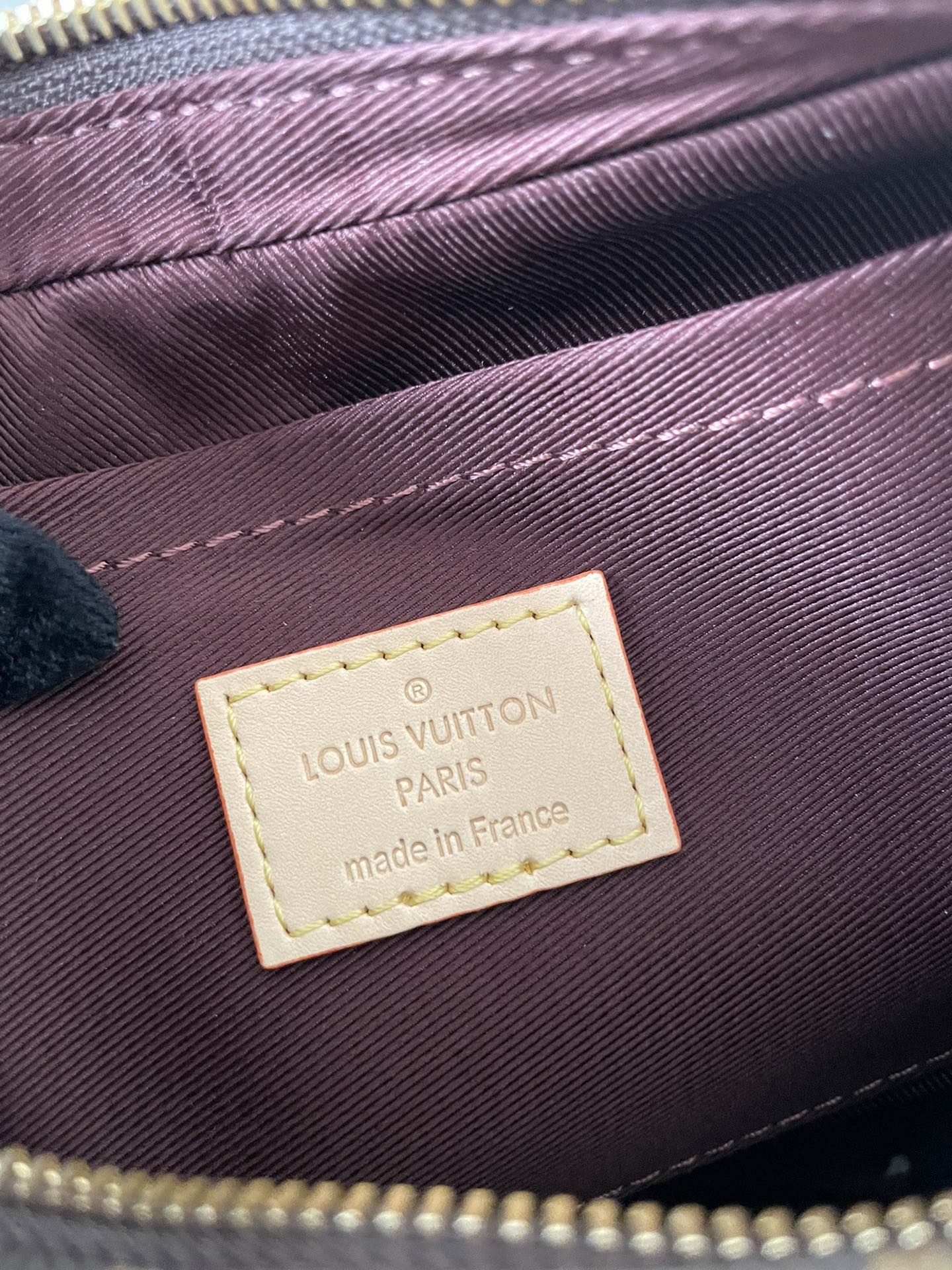 2XE298BDE Stylish leather bag 