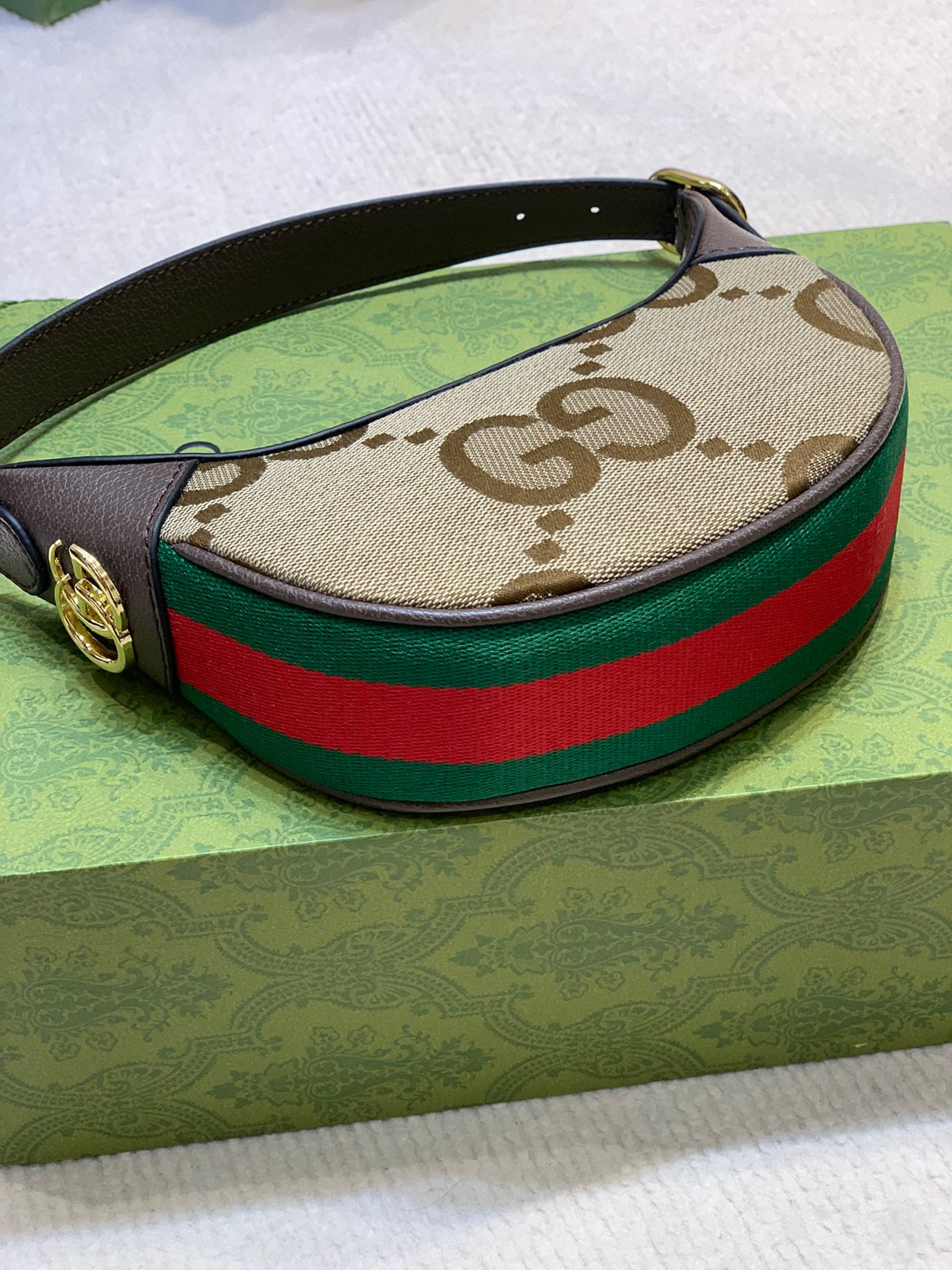 1XB119BDE Stylish leather bag 