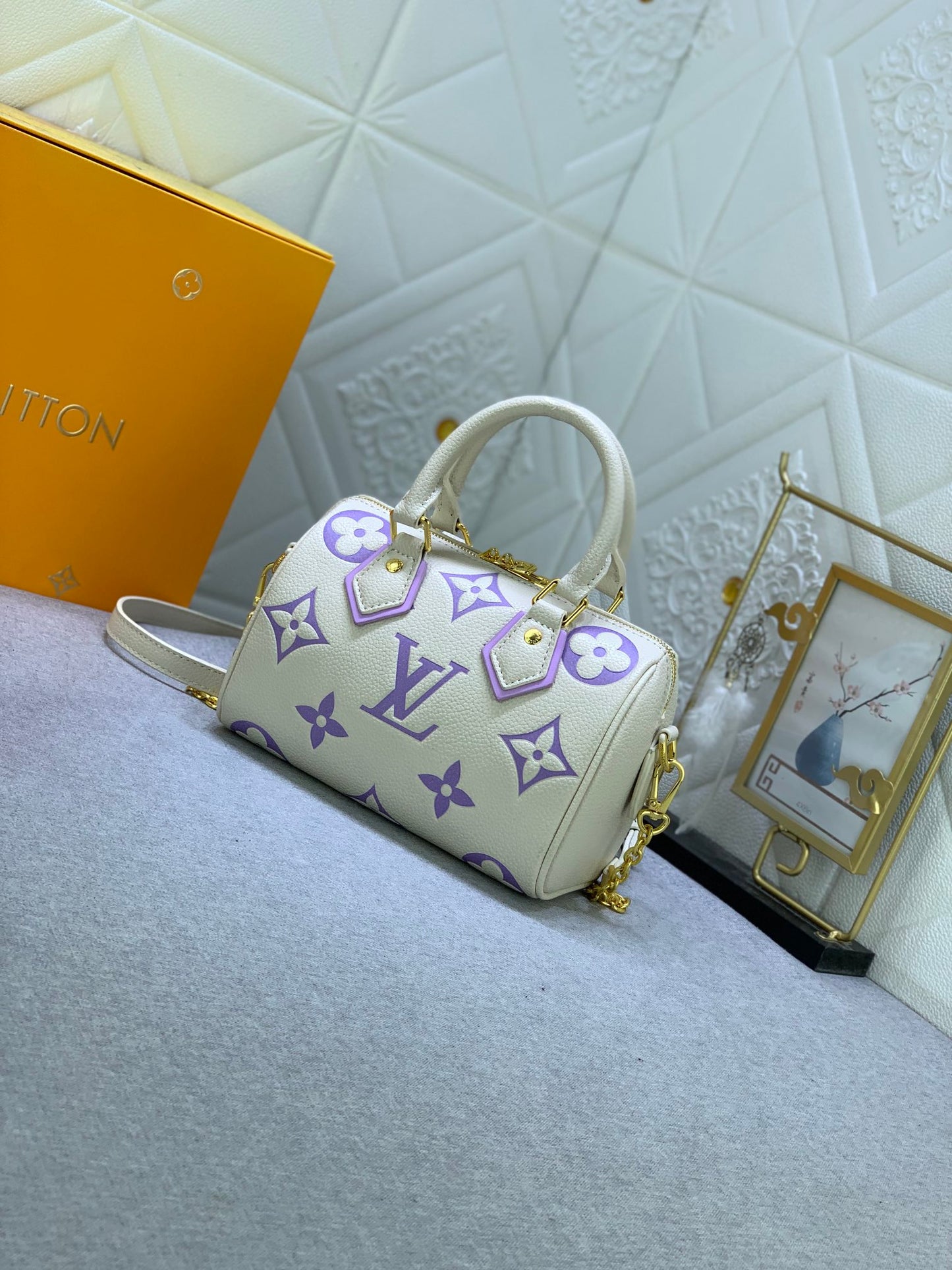 2XE264BDE Stylish leather bag 