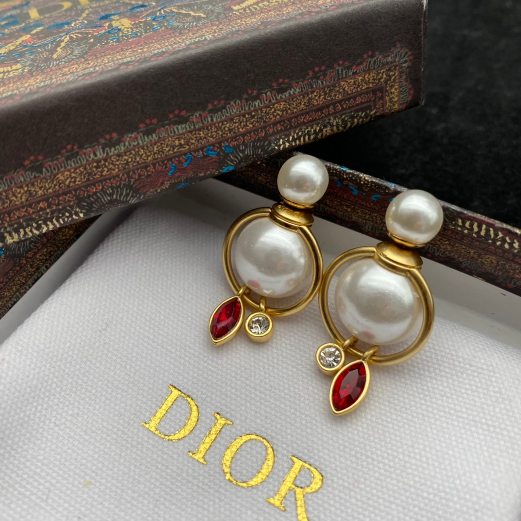 1YD202EDE Stylish Earrings