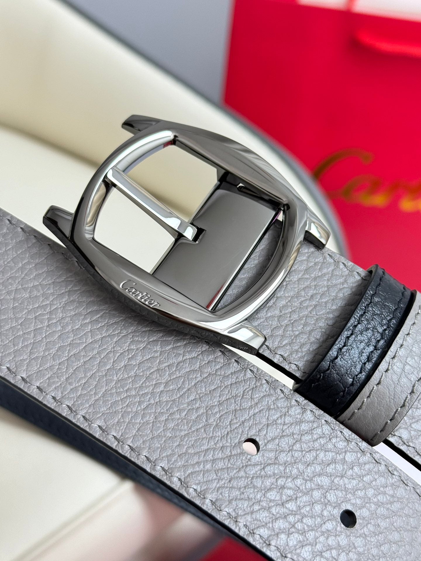 1WK173PDE Stylish  High quality belt With full package