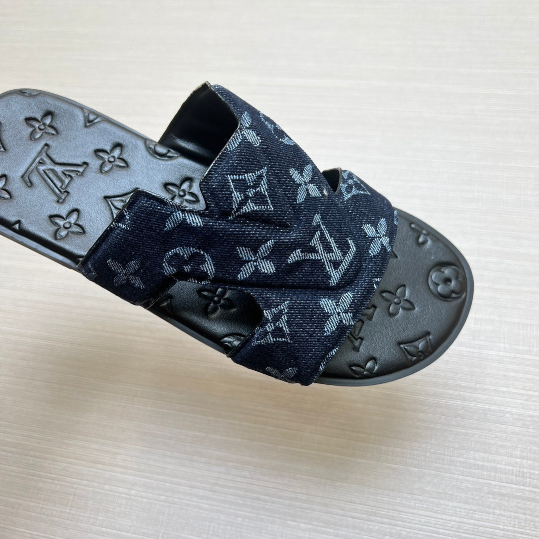 54E28ZDE Stylish slippers