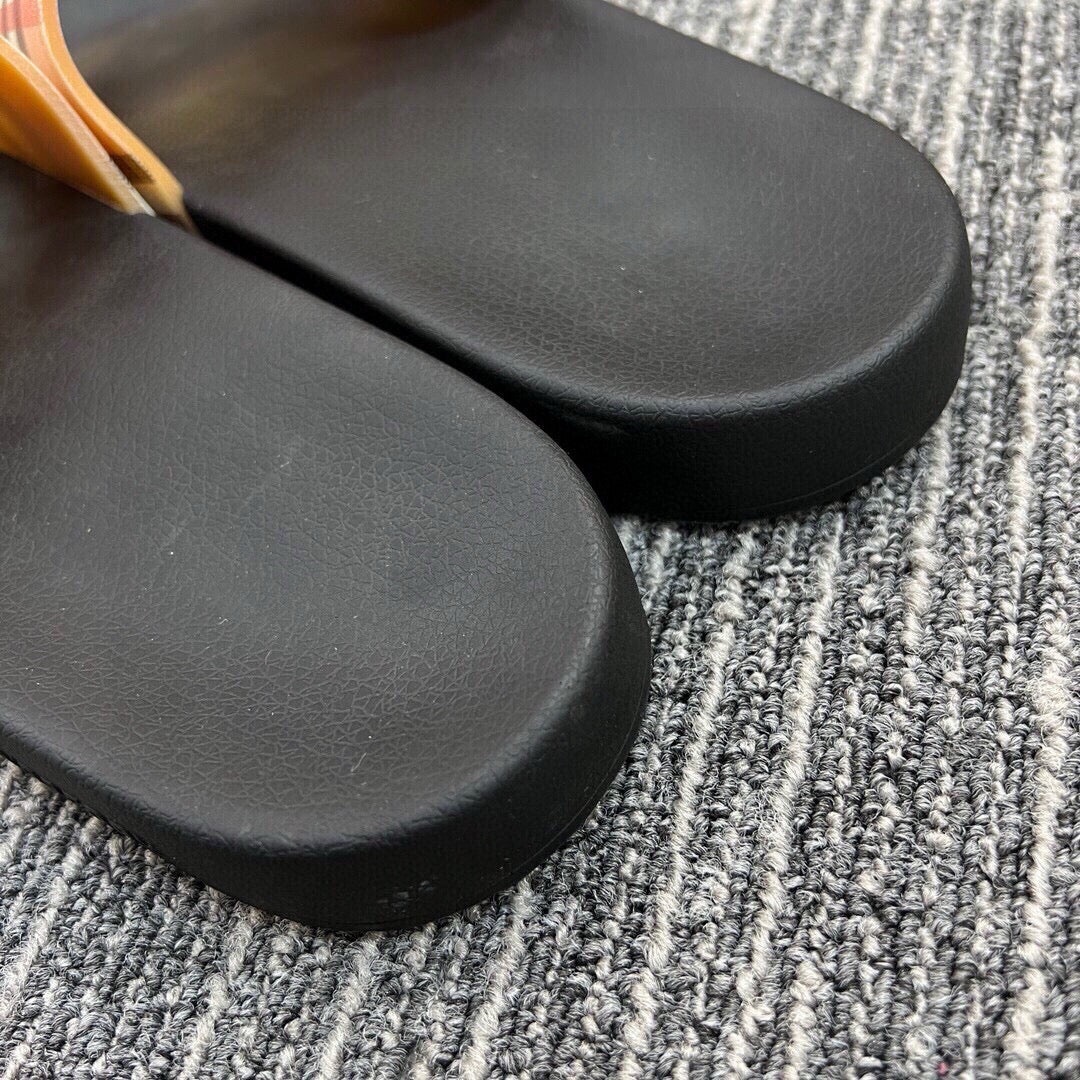 535ZR257ZDE Stylish Slippers