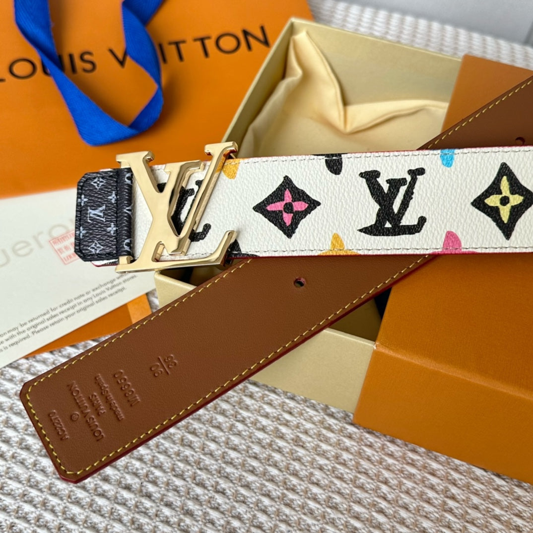 14E47PDE Stylish  High quality belt With full package