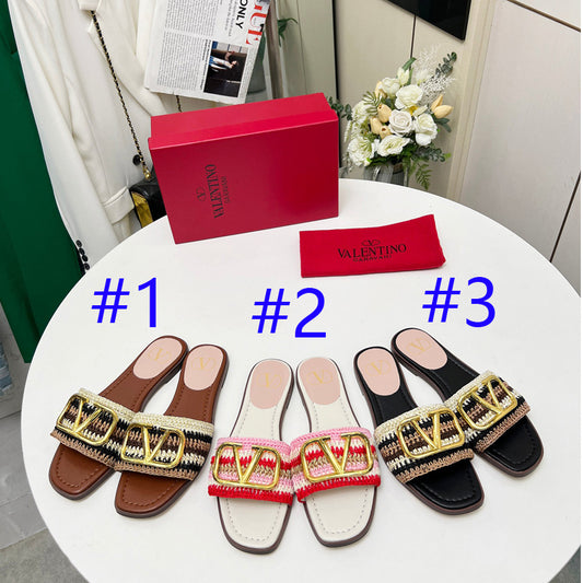 255QVL31ZDE Stylish leather Slippers