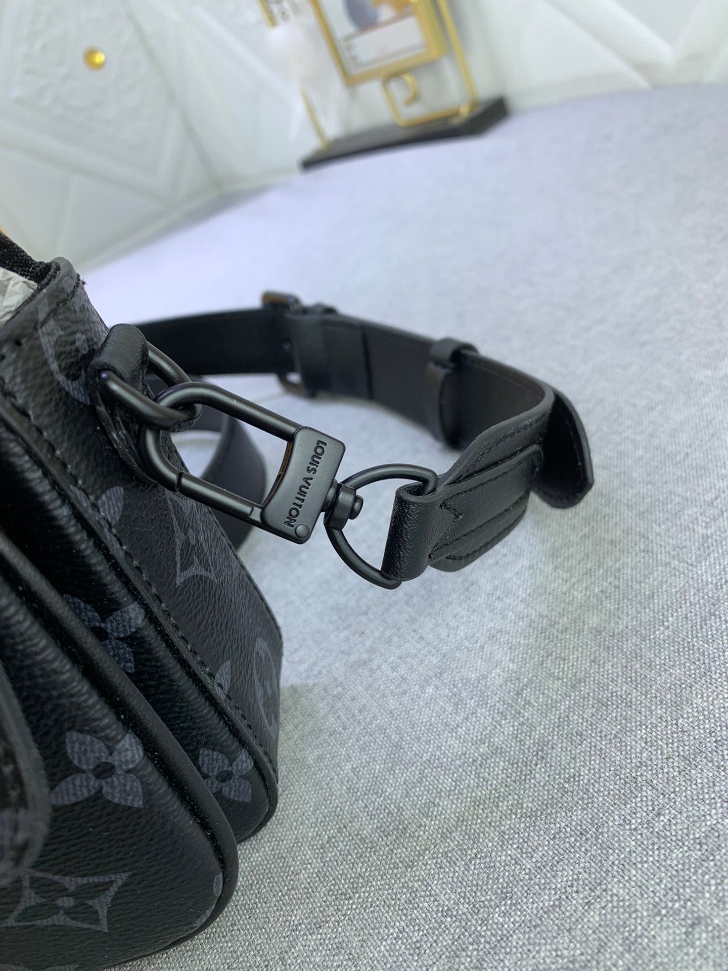 2XE465BDE Stylish leather bag