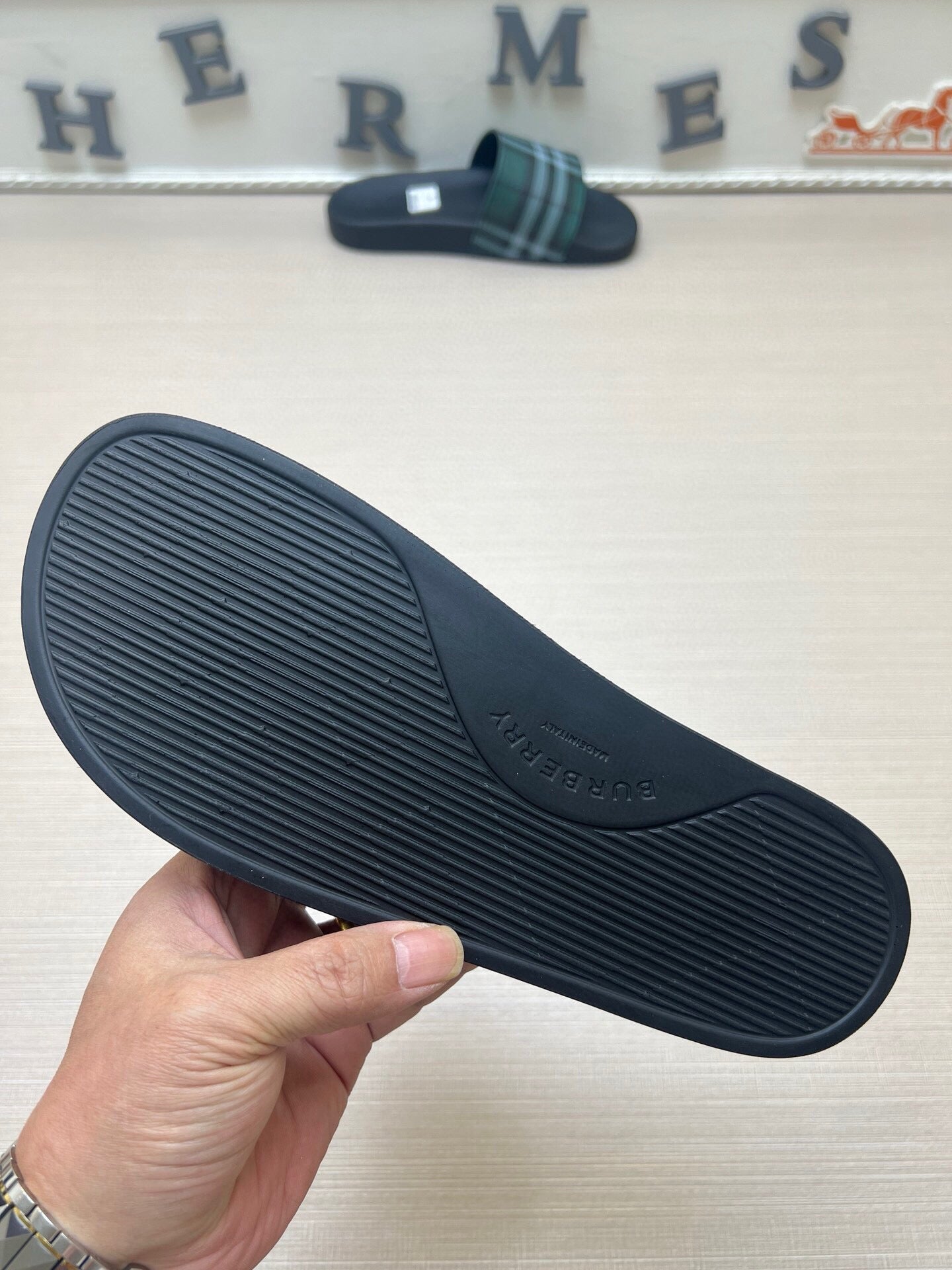 535ZR251ZDE Stylish Slippers