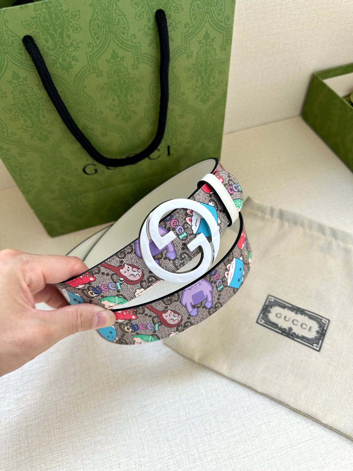 155RB208PDE Stylish  High quality belt With full package