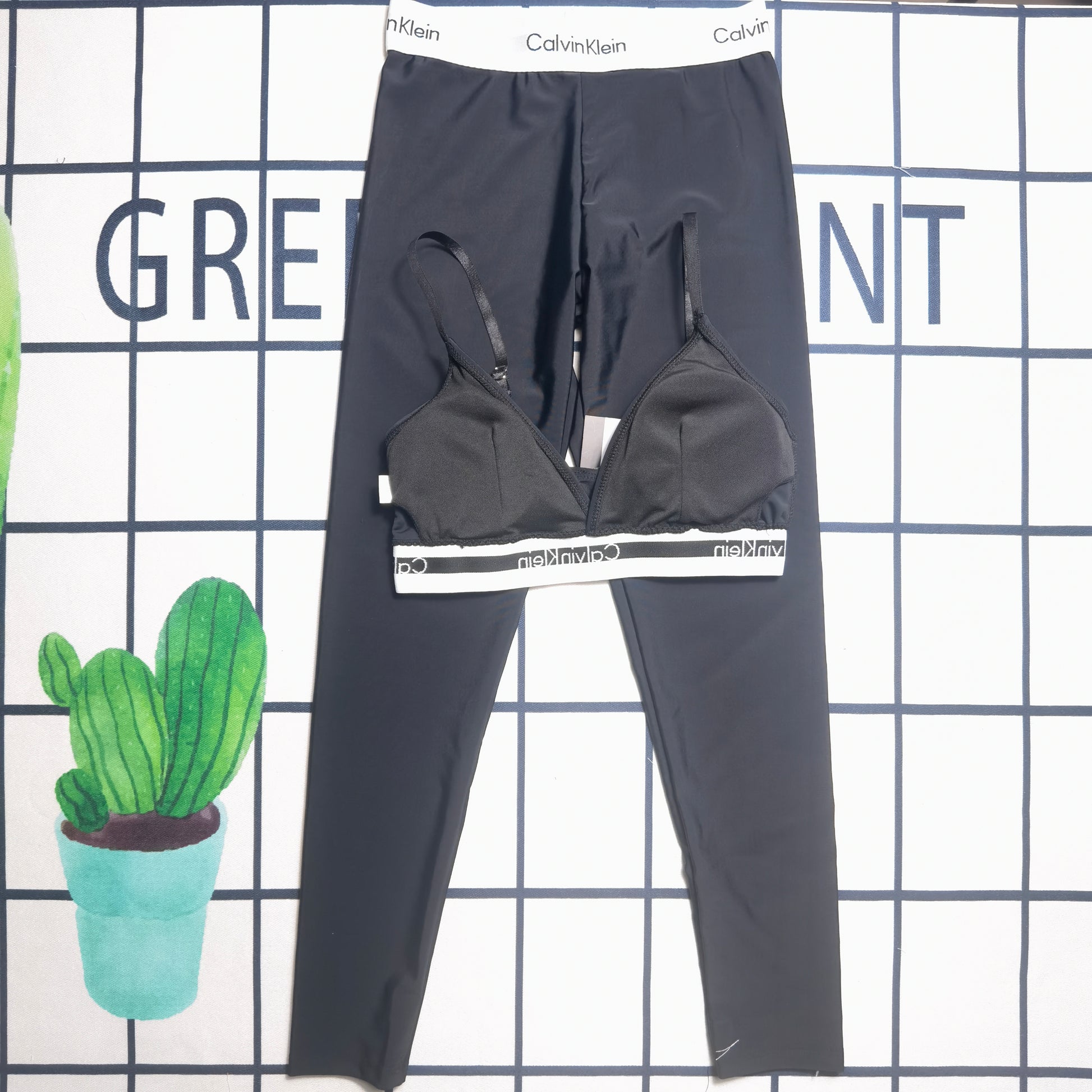 14A112YDE Stylish Long sleeve swimsuit