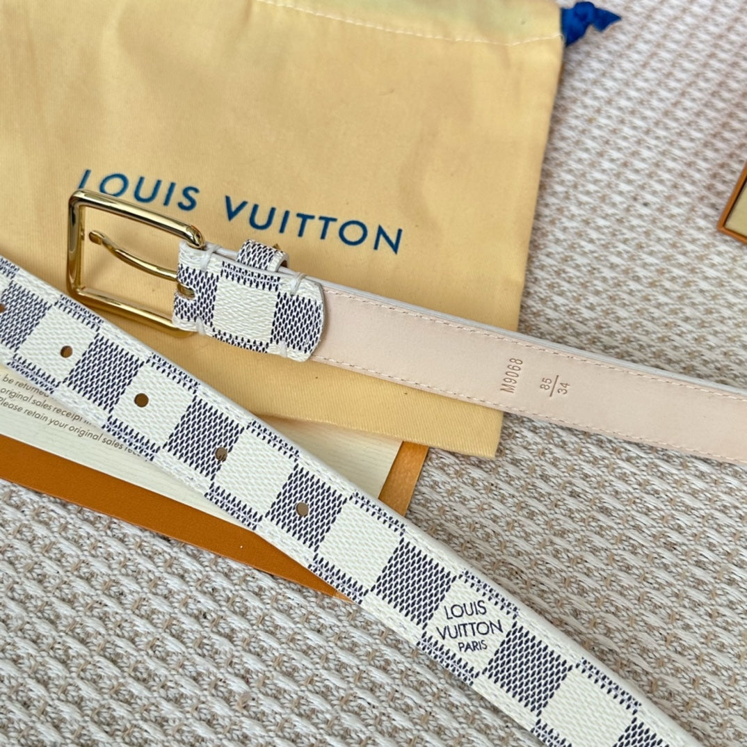 14E43PDE Stylish  High quality belt With full package