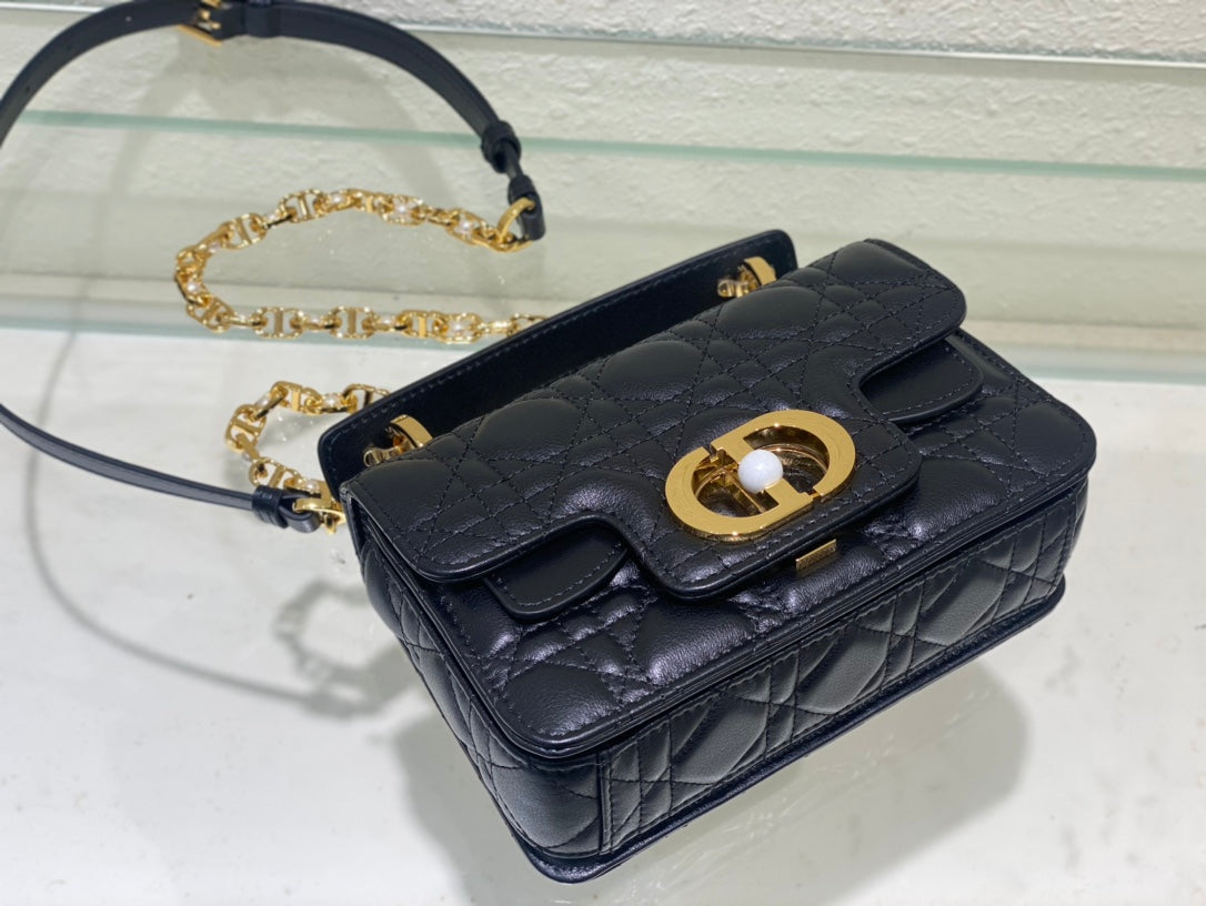 1XD373BDE Stylish leather bag 