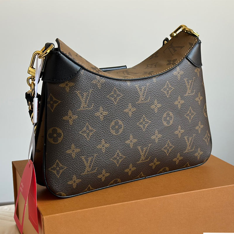 6XE214BDE Stylish leather bag 