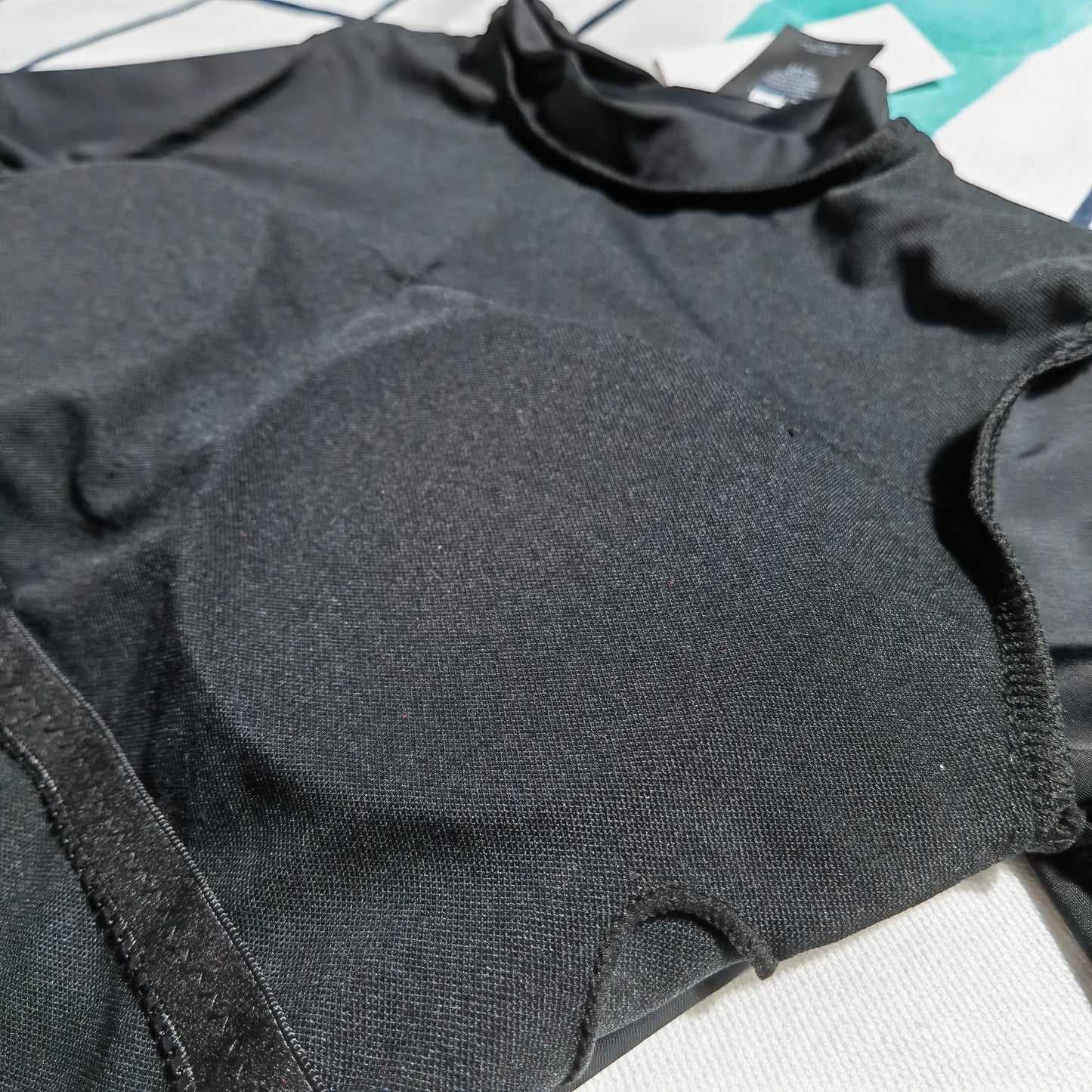 14R60YDE Stylish Long sleeve swimsuit