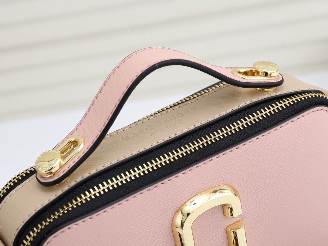 1XA31BDE Stylish leather bag 