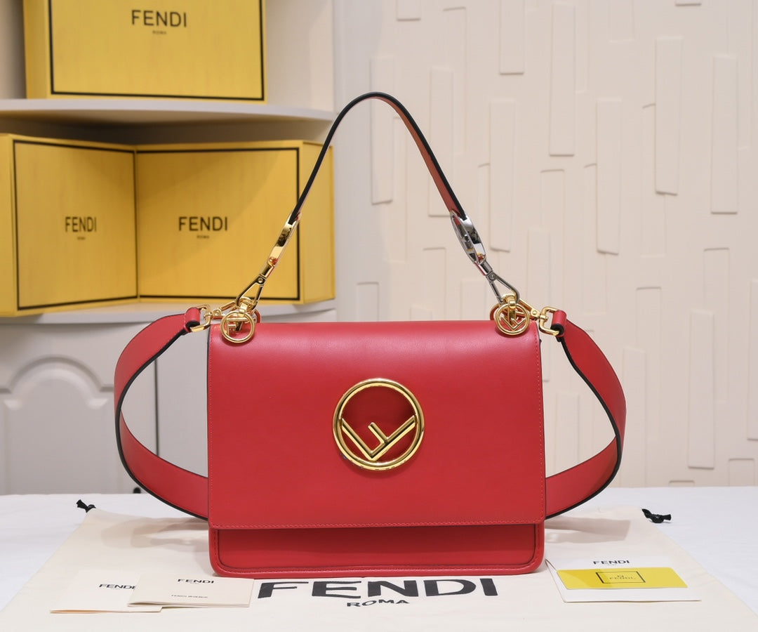 1XF90BDE Stylish leather bag 