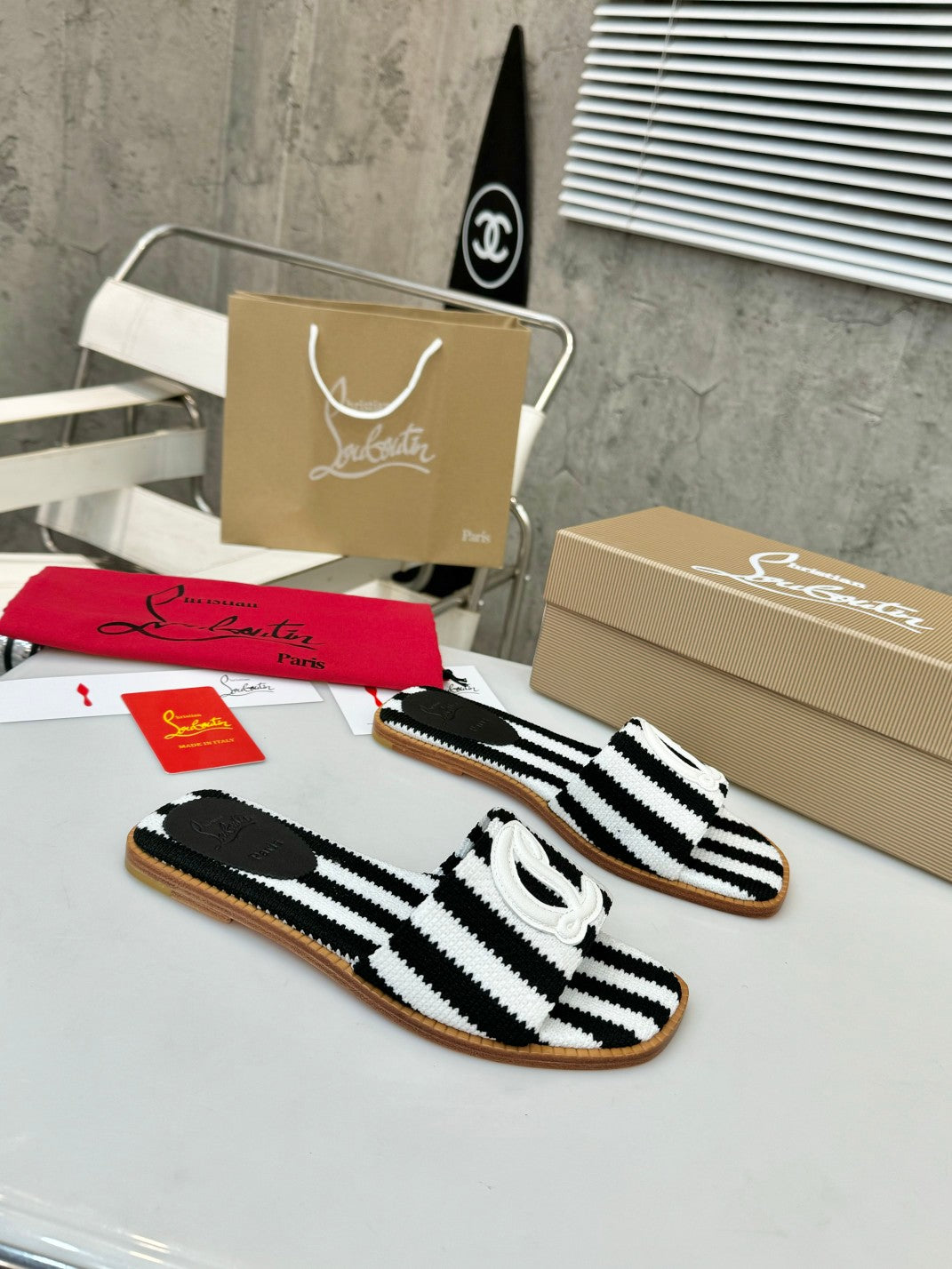 JXA10ZDE Stylish leather + knitted sandals