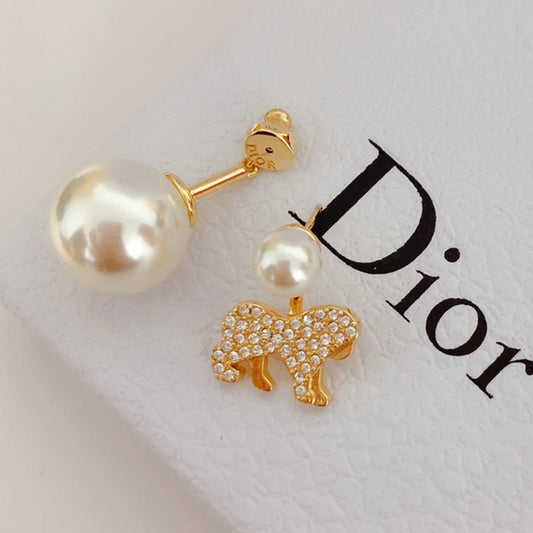 1YD376EDE Stylish Earrings