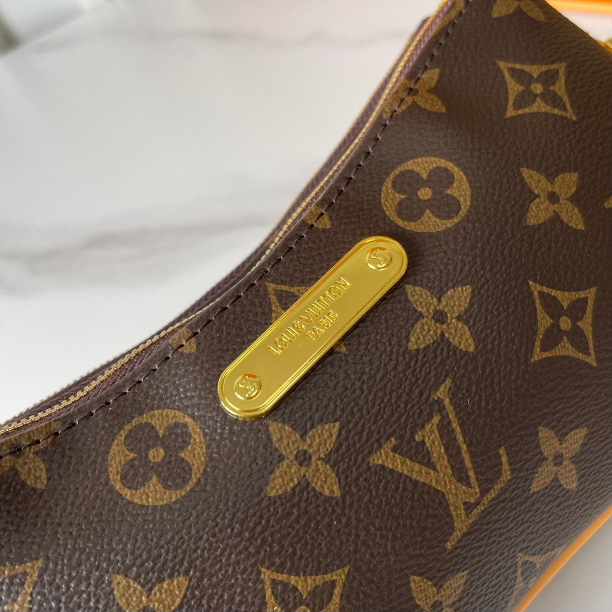 15RE30BDE Stylish bag