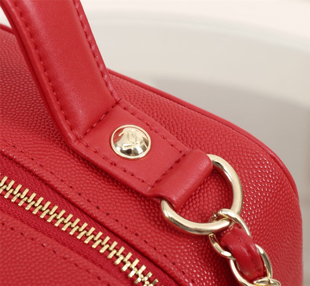 165NC123BDE Stylish leather bag