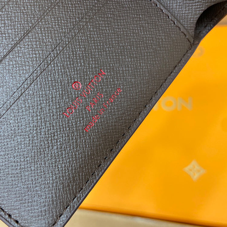 3E06BDE Stylish leather wallets