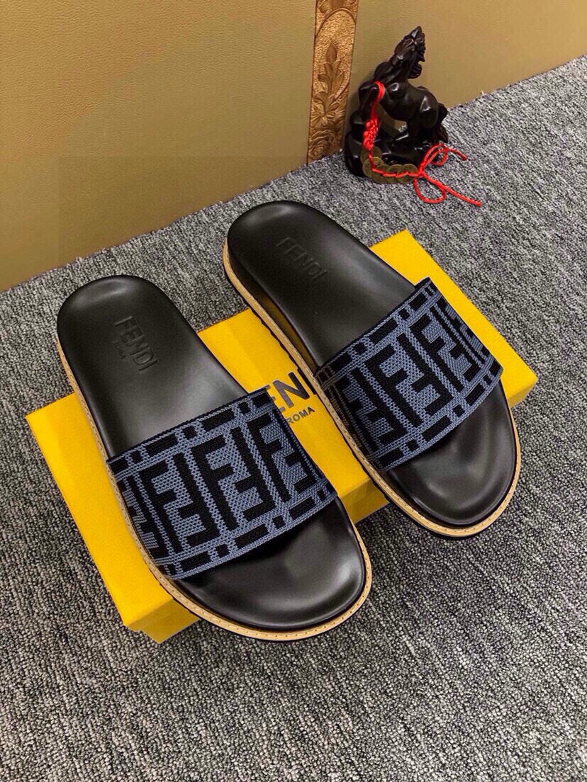 535ZF285ZDE Stylish Slippers
