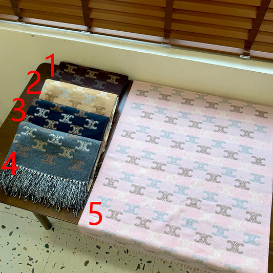 185RF66WDE Stylish Winter Scarves
