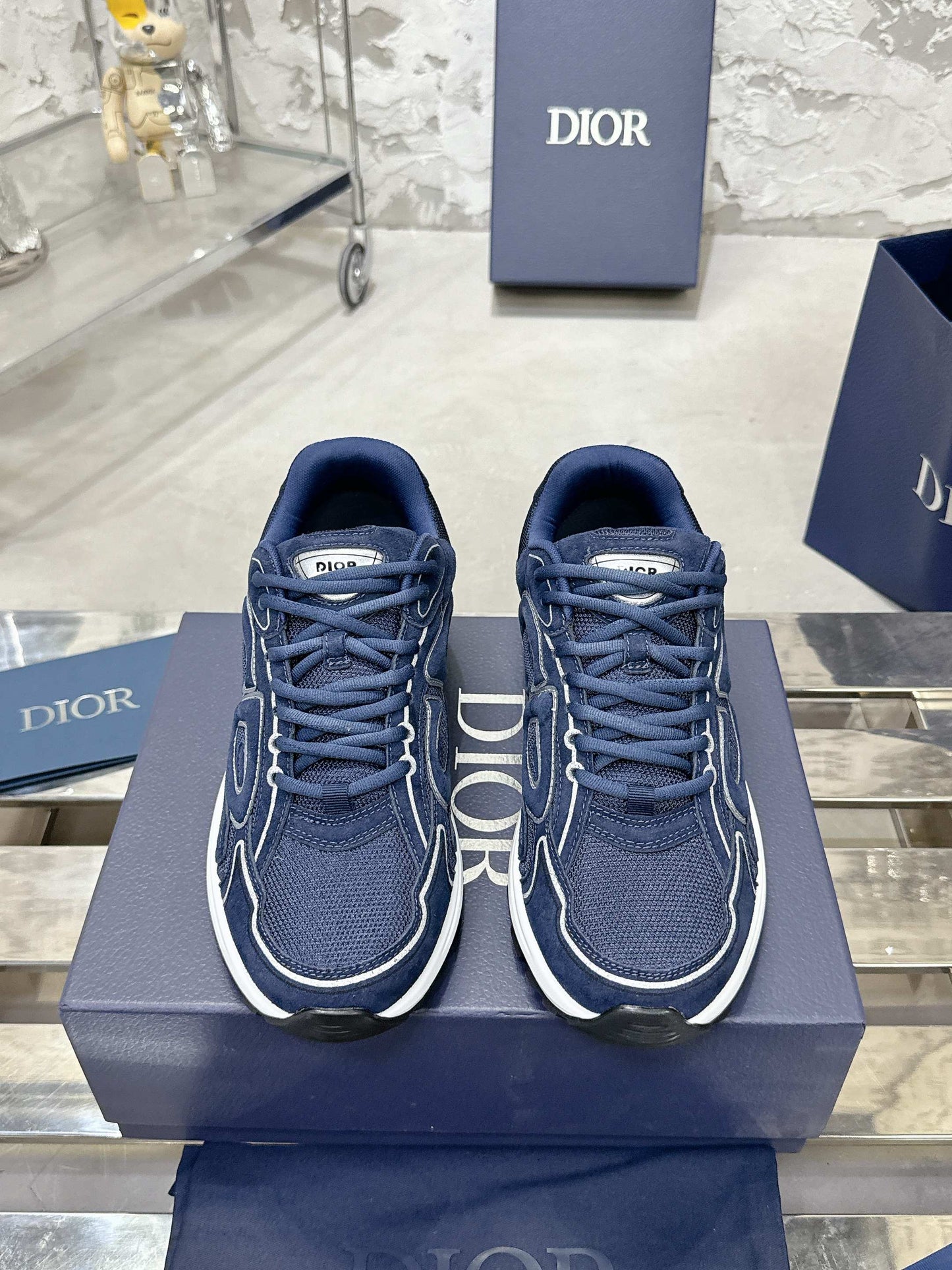 245RD2ZDE Stylish Sneakers
