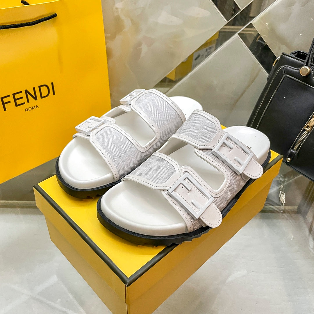 14F69ZDE Stylish slippers