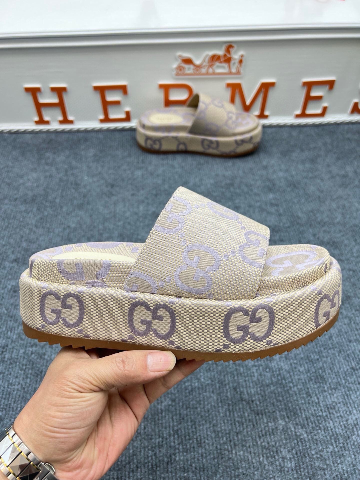 54B122ZDE Stylish slippers  Sole thickness 5.5cm