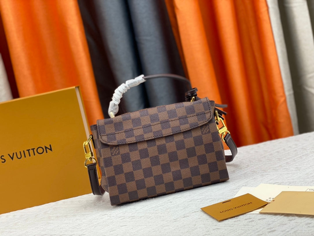 1WE2BDE Stylish leather Bags