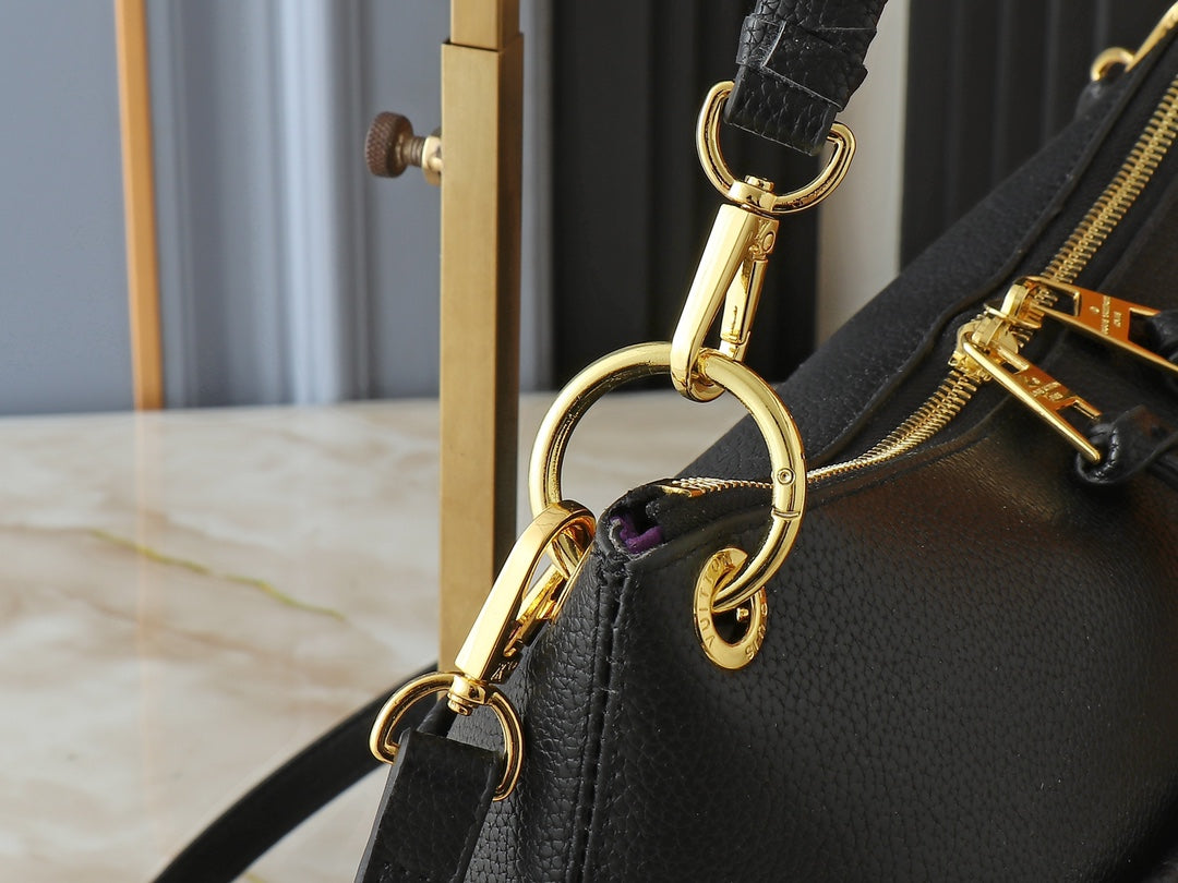 1WE115BDE Stylish leather bag