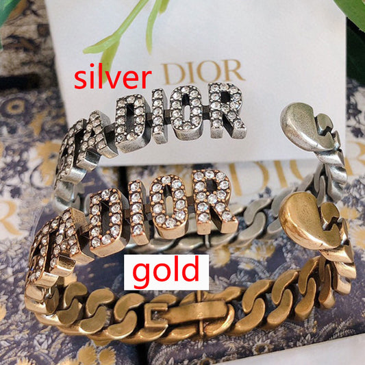 1YD26KDE Stylish Bracelets