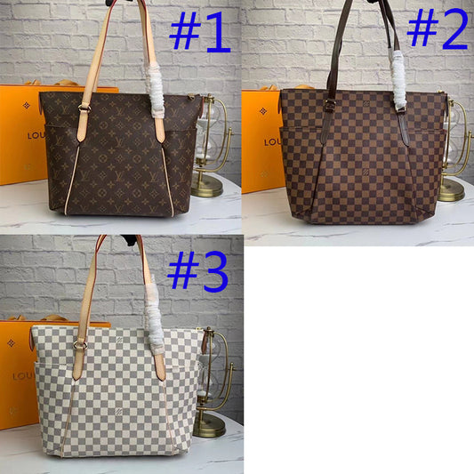 2E108BDE Stylish leather bag 