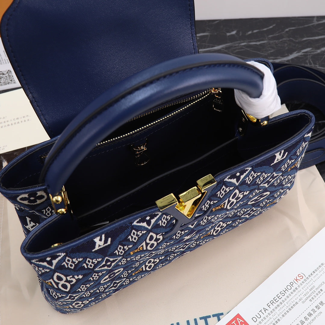 1XE441BDE Stylish leather bag