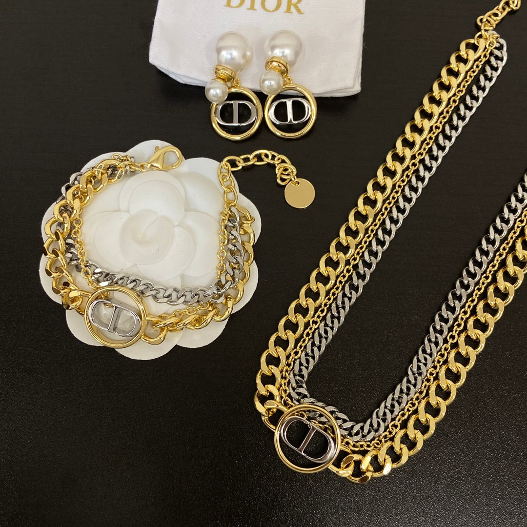1XD592XDE Stylish  Earrings Bracelets Necklaces