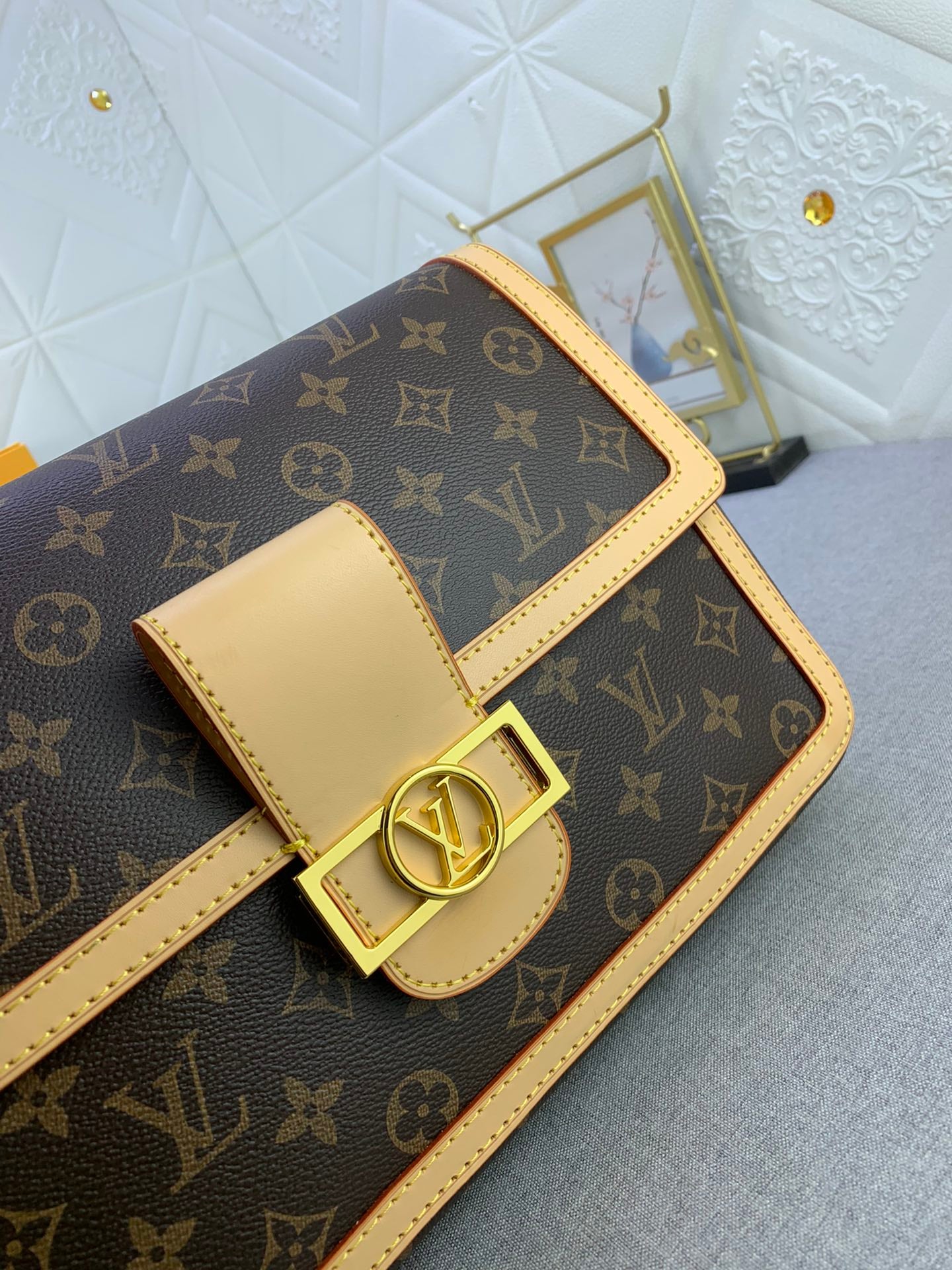 2XE344BDE Stylish leather bag 