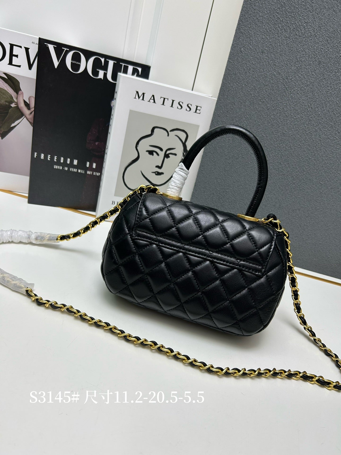 2WC11BDE Stylish leather bag