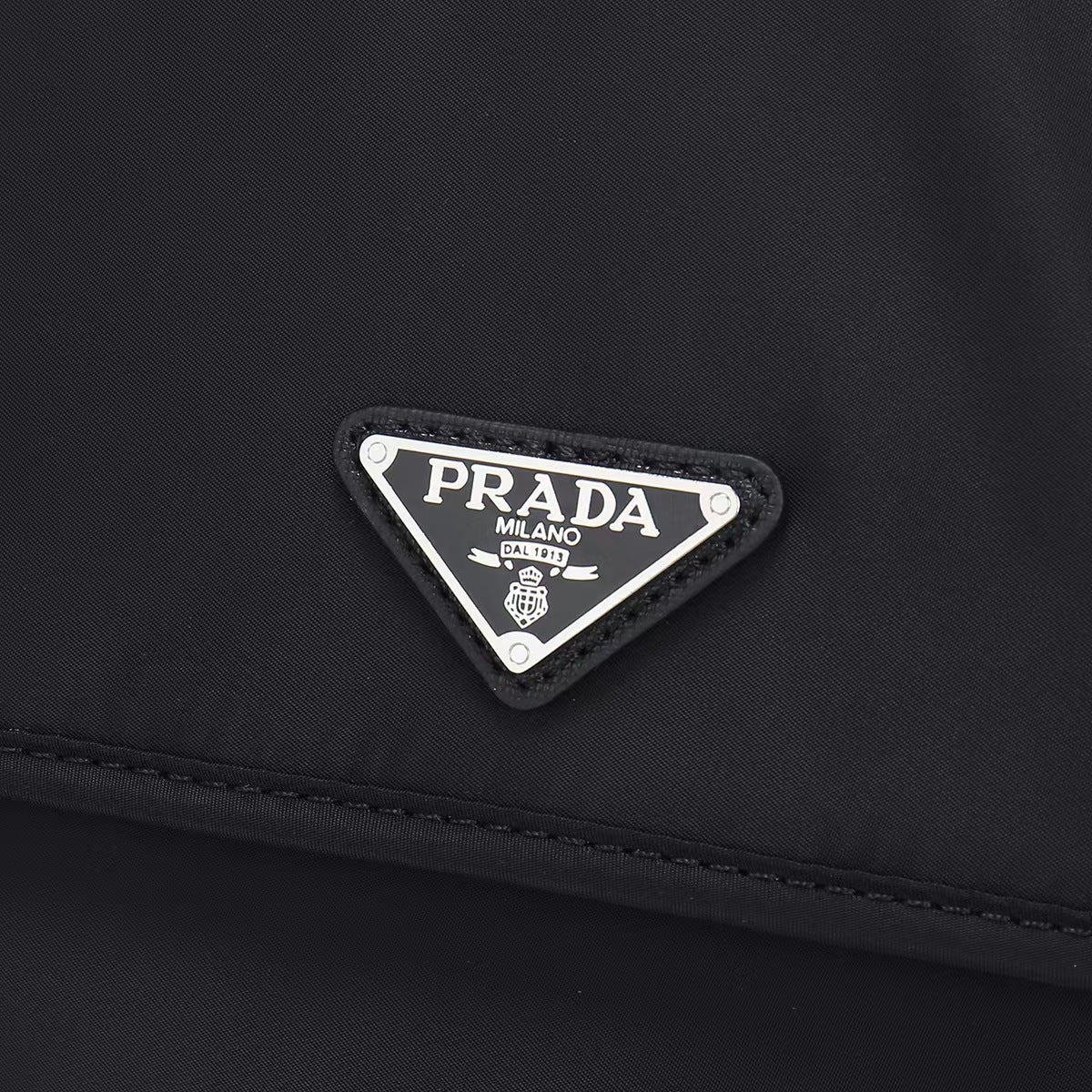 1WP111BDE Stylish nylon fabric bag