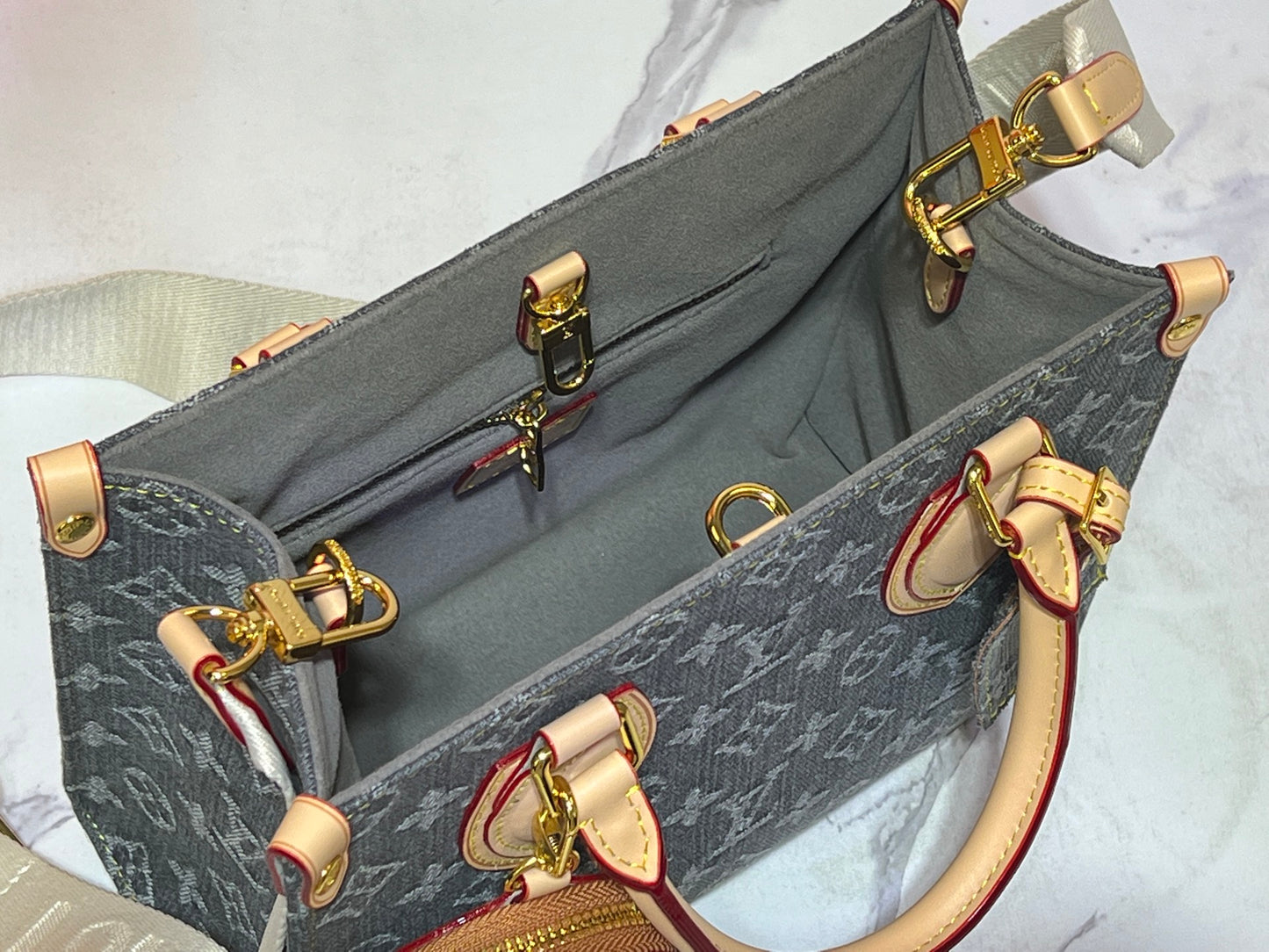 155NE34BDE Stylish denim bag