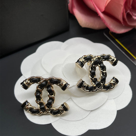 14C899EDE Stylish Earrings