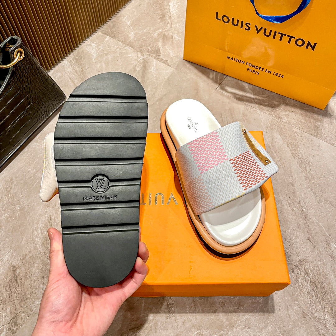 14E211ZDE Stylish Slippers