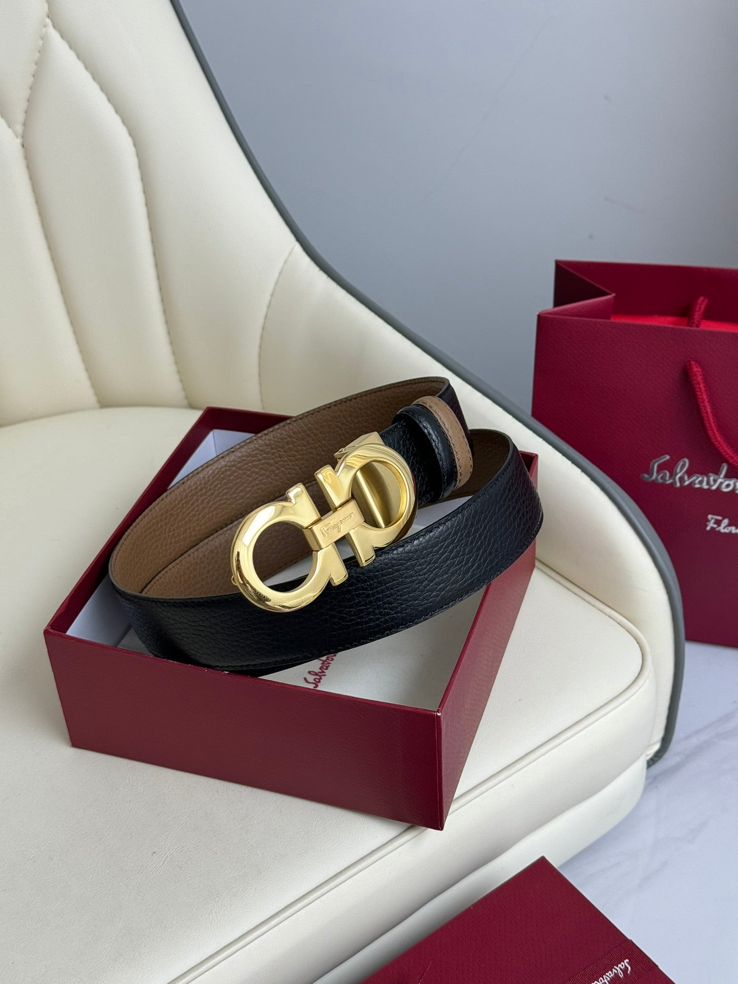 1WA169PDE Stylish  High quality belt With full package