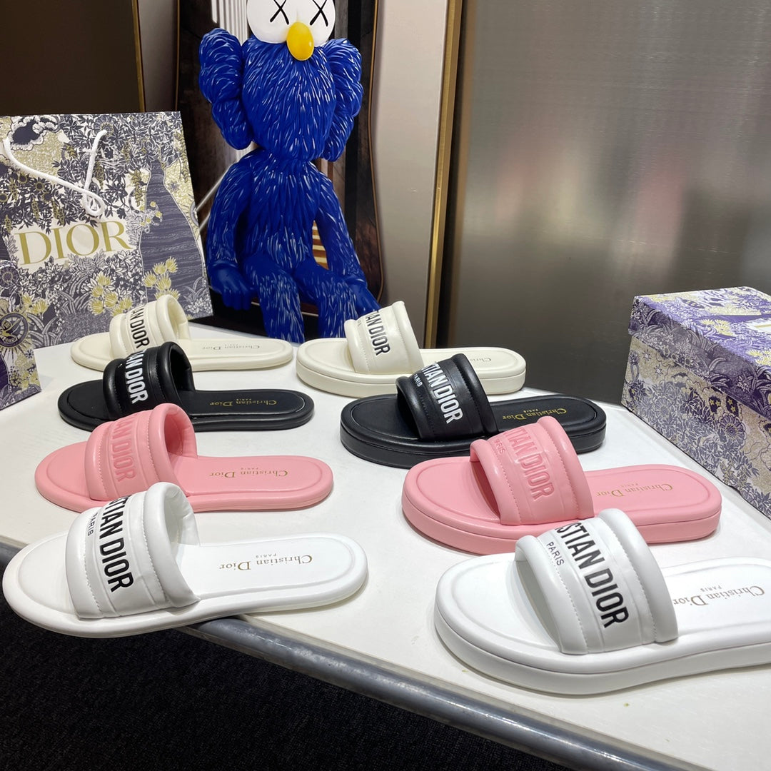 14D76ZDE Stylish slippers