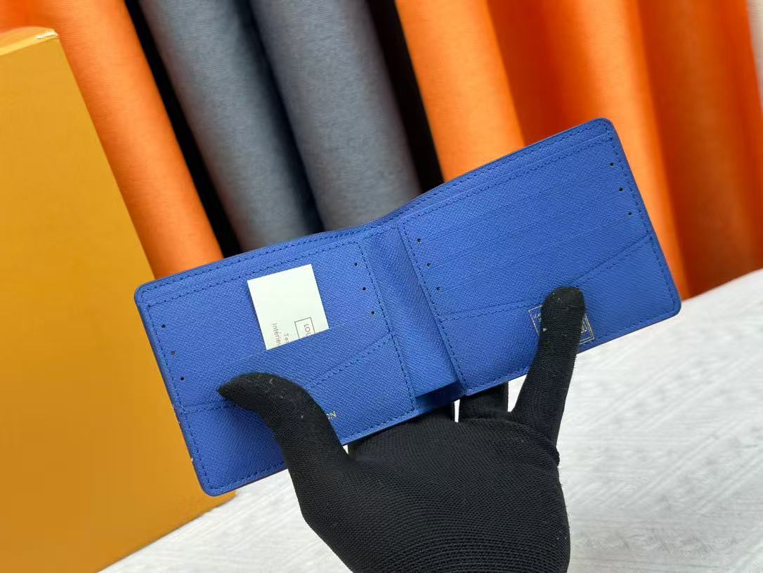 165XE42BDE Stylish leather wallets