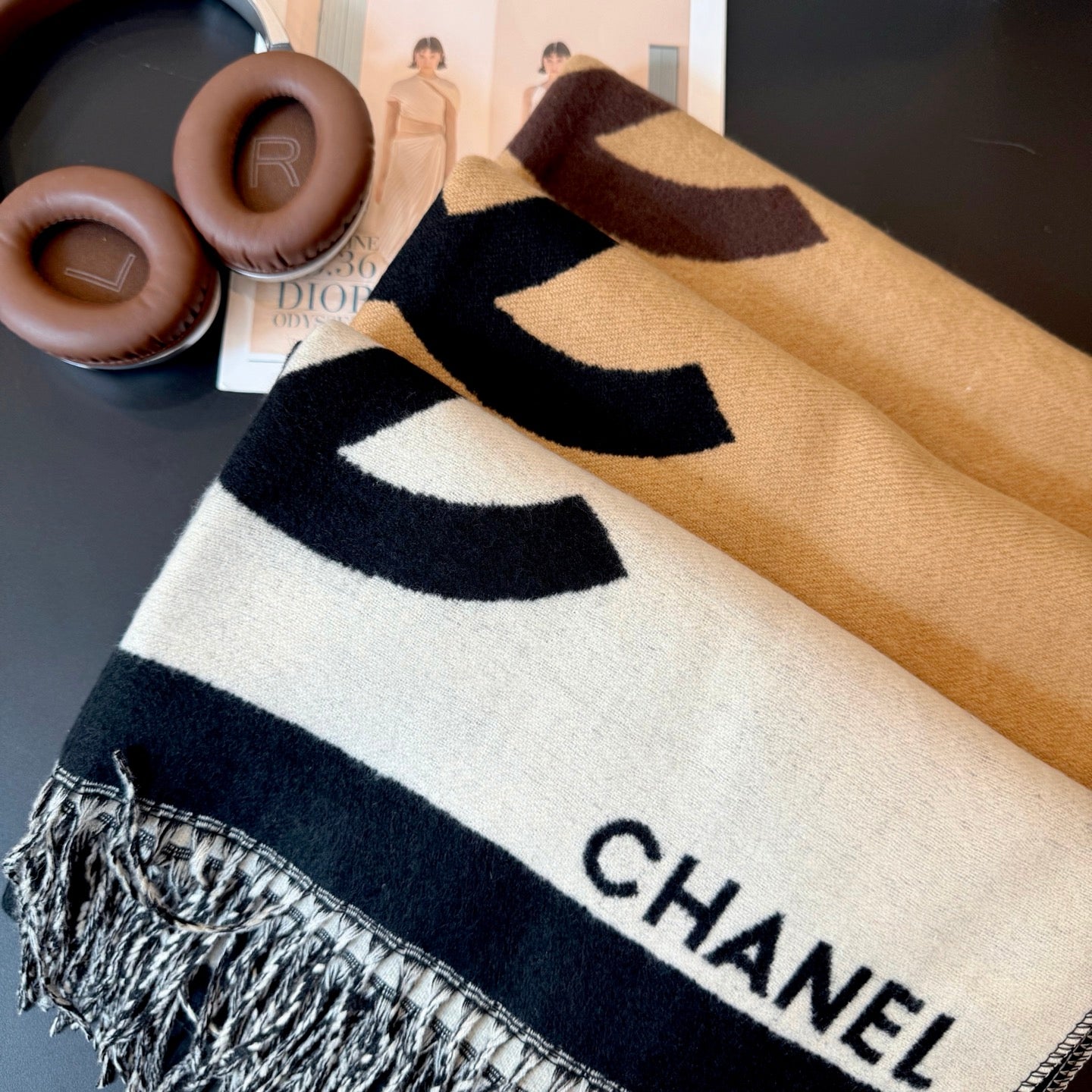 185ZC42WDE Stylish Winter Scarves