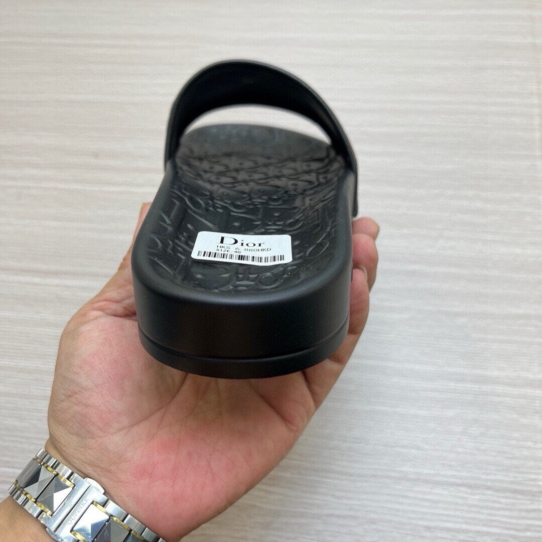 5LD214ZDE Stylish Slippers