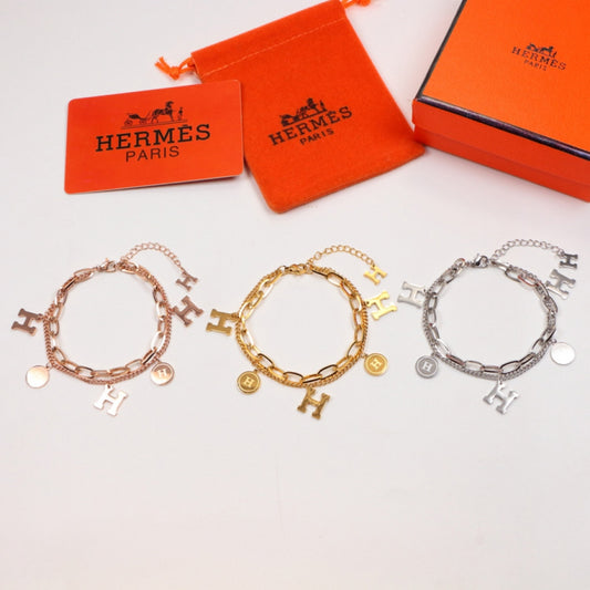 2H13KDE Stylish Bracelets