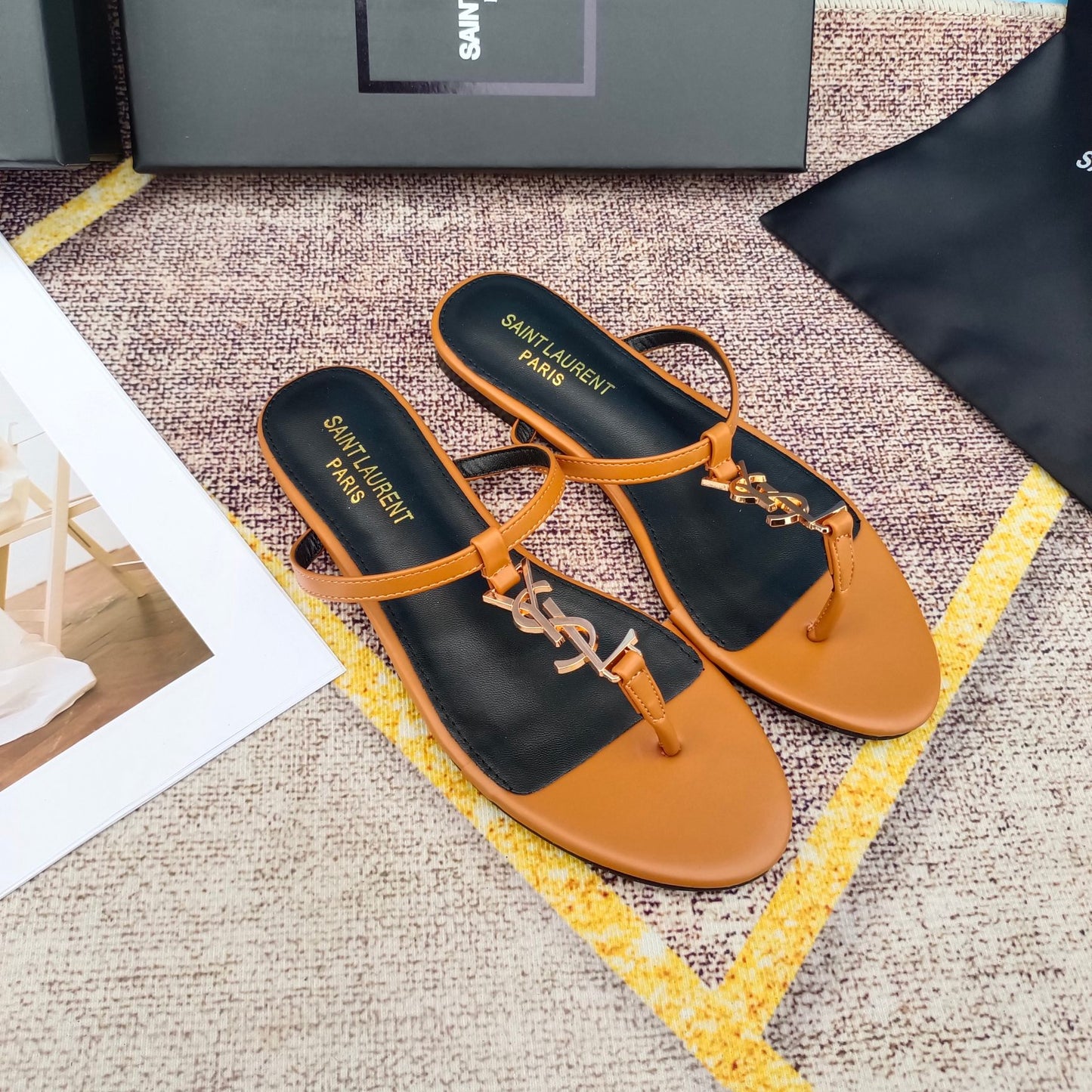 14SL44ZDE Stylish sandals