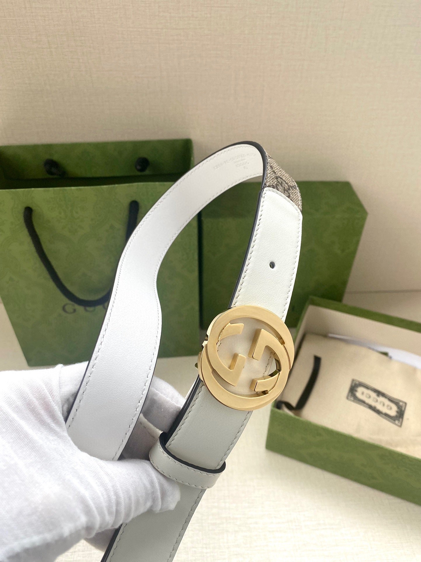 1WB152PDE Stylish  High quality belt With full package