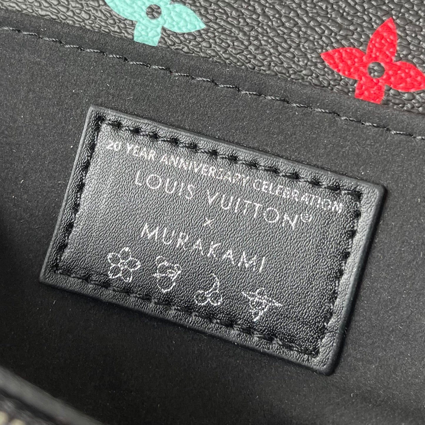 155NE38BDE Stylish leather bag